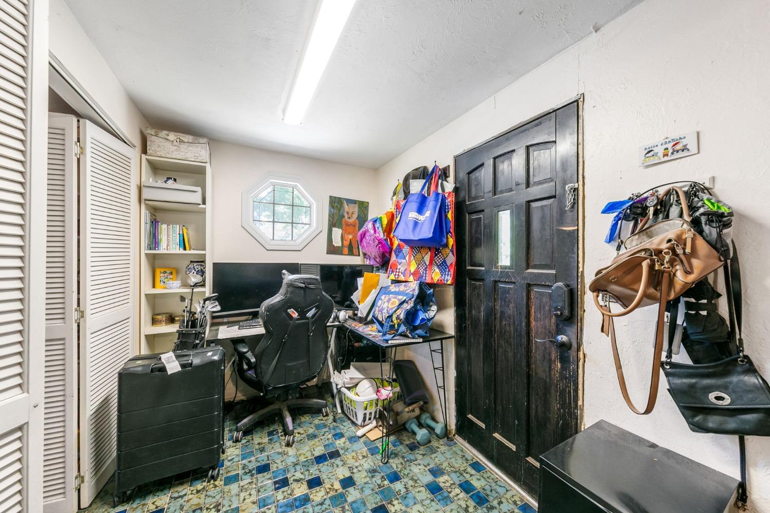 Detail Gallery Image 6 of 58 For 26 Oak Ave, Woodland,  CA 95695 - 4 Beds | 4 Baths