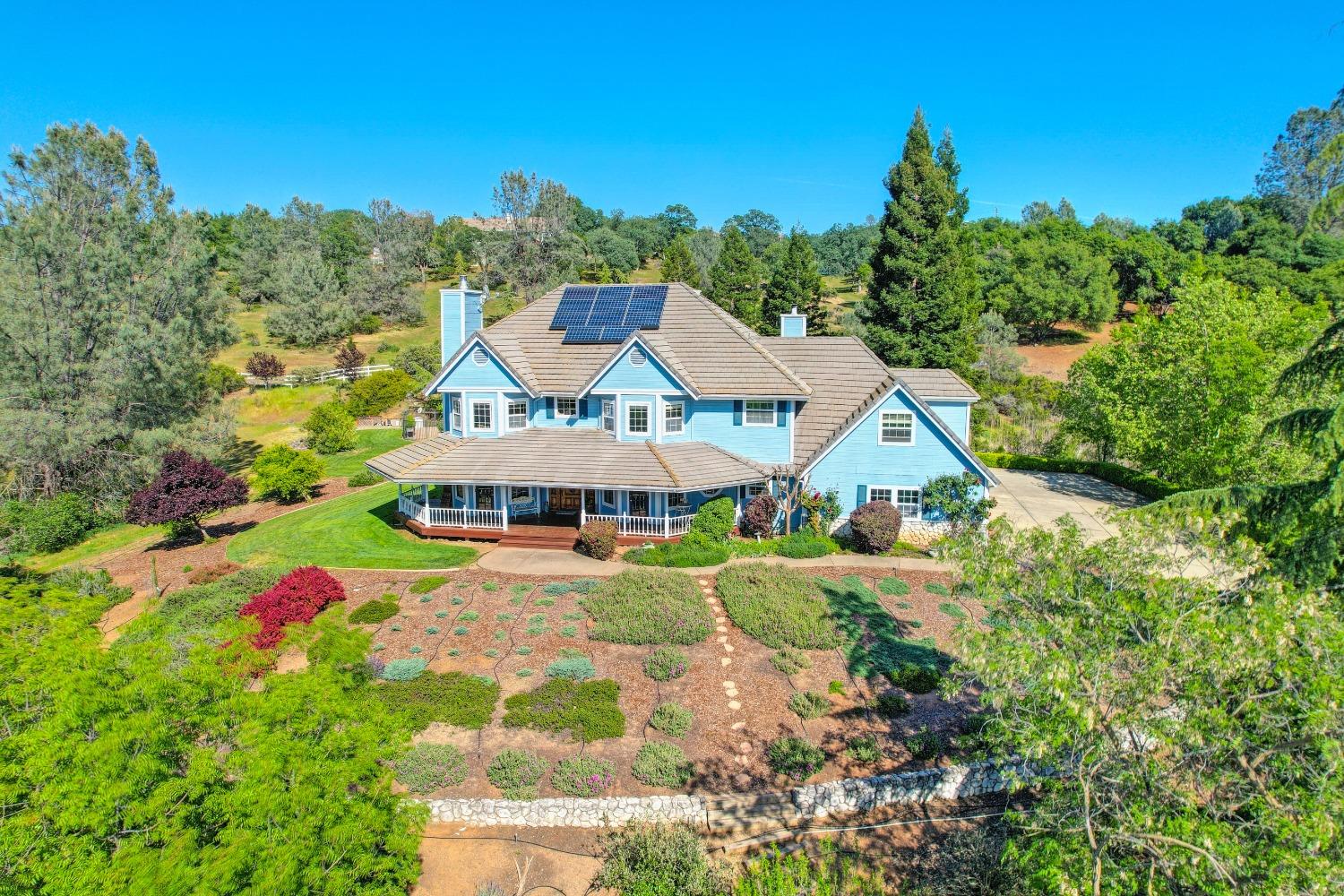 Detail Gallery Image 1 of 81 For 2601 Roundhill Cir, Placerville,  CA 95667 - 4 Beds | 3 Baths