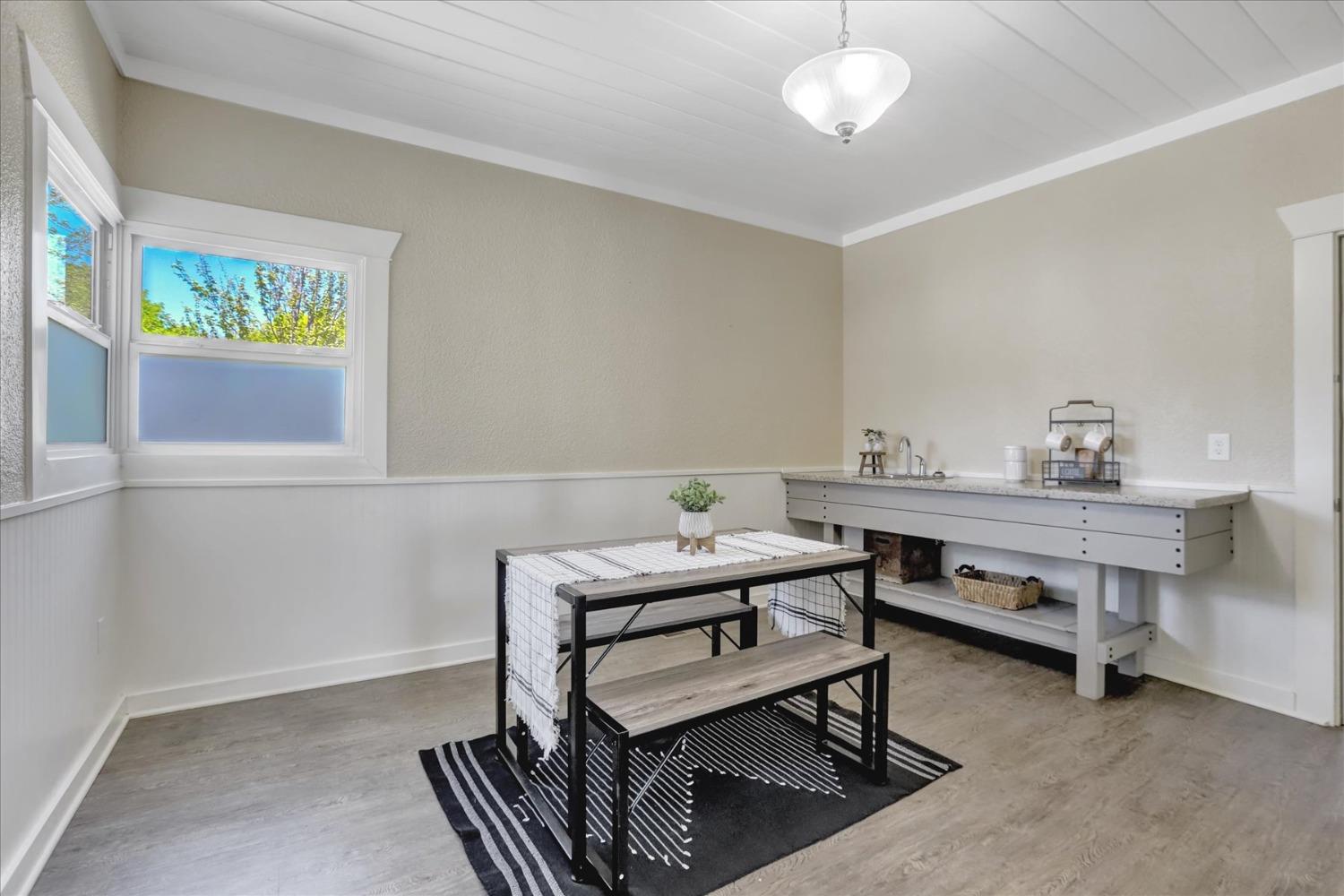 Detail Gallery Image 10 of 81 For 147 South Auburn St, Grass Valley,  CA 95945 - – Beds | – Baths