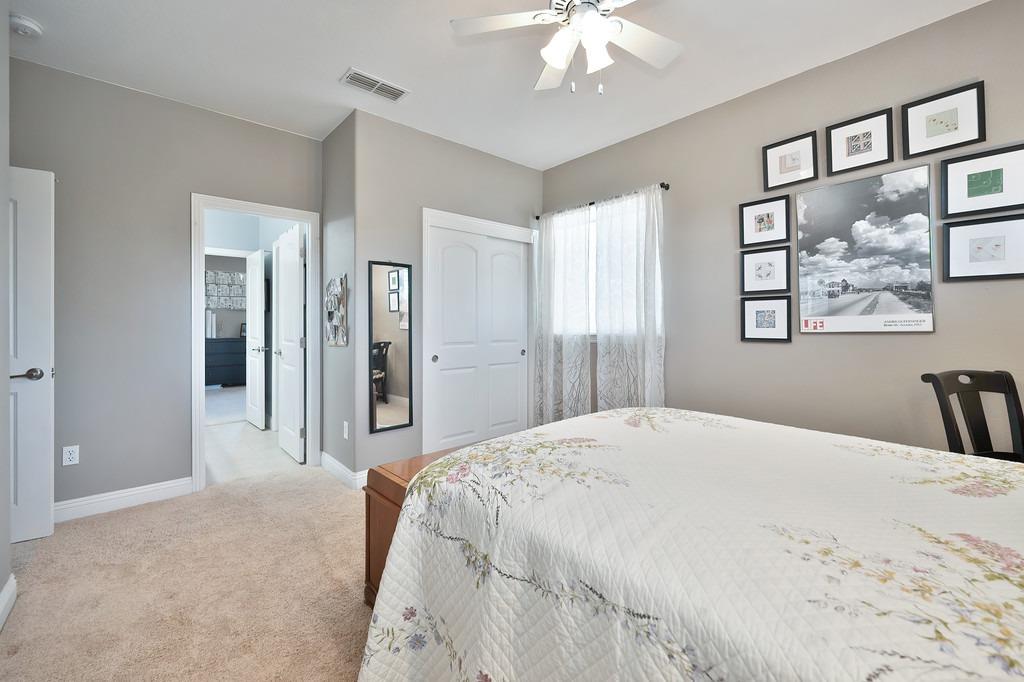 Detail Gallery Image 16 of 44 For 2425 Rockrose Cir, Roseville,  CA 95747 - 4 Beds | 3 Baths