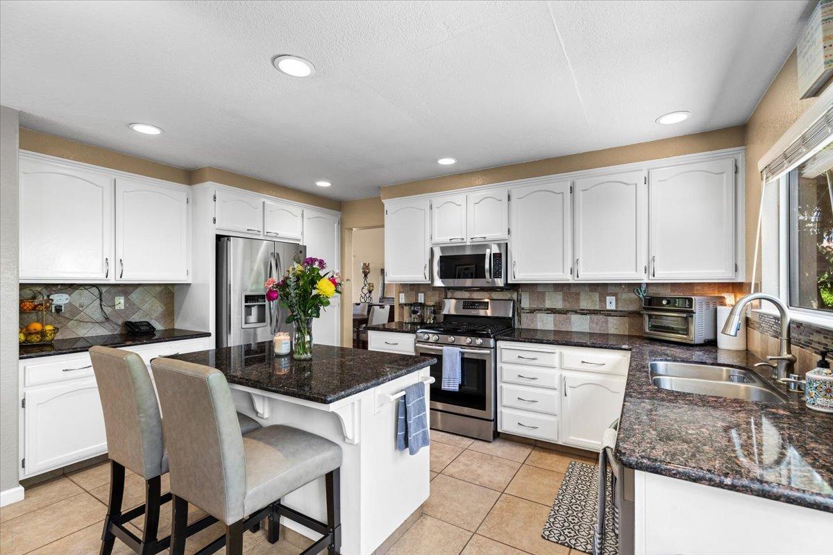 Detail Gallery Image 17 of 59 For 1741 Patton Dr, Modesto,  CA 95356 - 4 Beds | 2/1 Baths