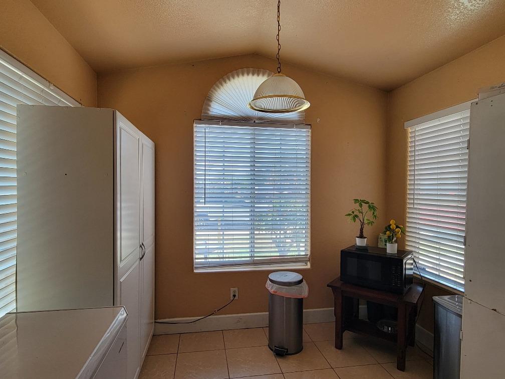 Detail Gallery Image 5 of 31 For 628 Vintner St, Los Banos,  CA 93635 - 3 Beds | 2 Baths