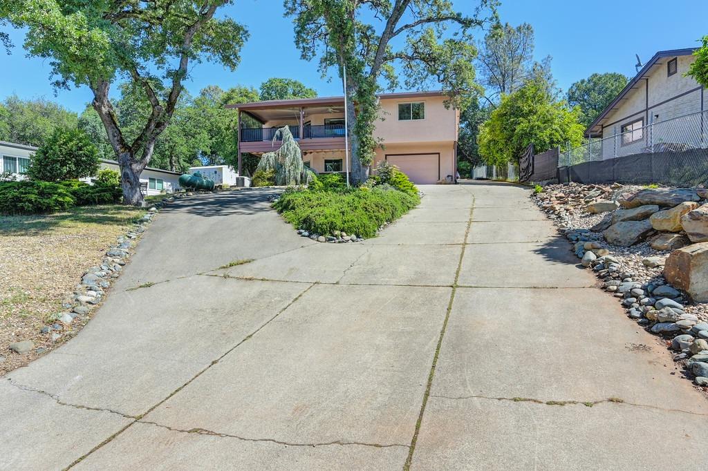 Detail Gallery Image 14 of 68 For 74 Greenbrier Dr, Oroville,  CA 95966 - 3 Beds | 3 Baths