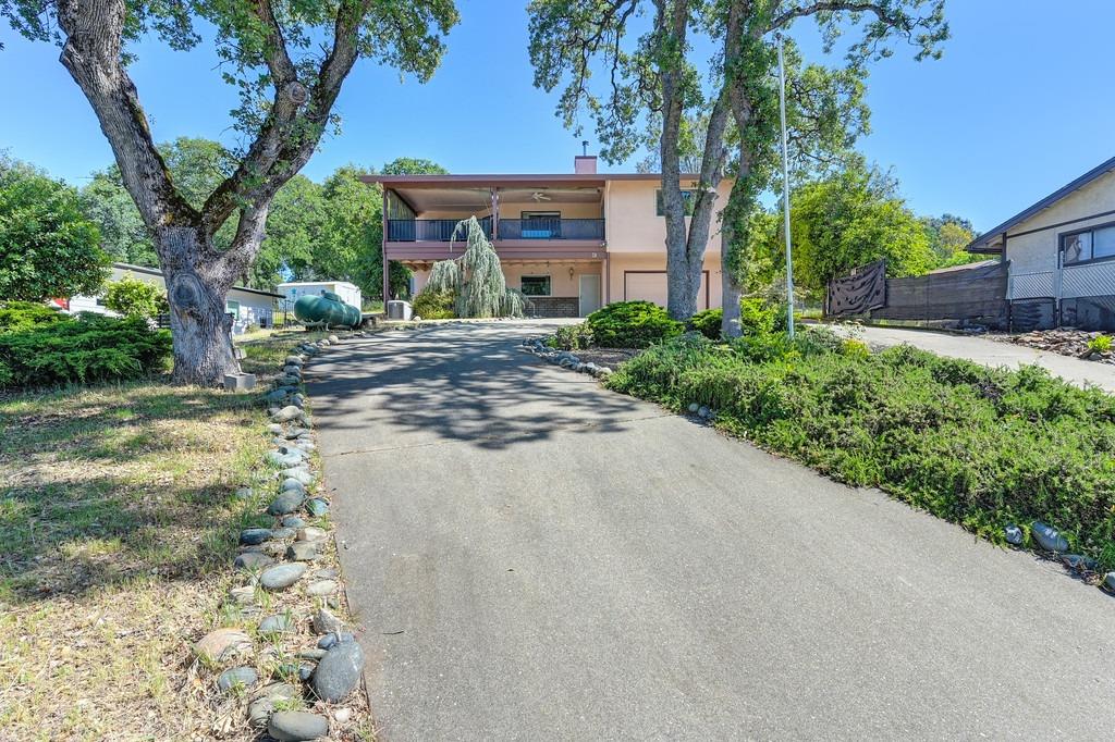 Detail Gallery Image 13 of 68 For 74 Greenbrier Dr, Oroville,  CA 95966 - 3 Beds | 3 Baths