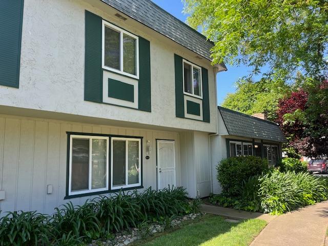 GLENBROOK EAST GARDEN HOMES Condos for Sale