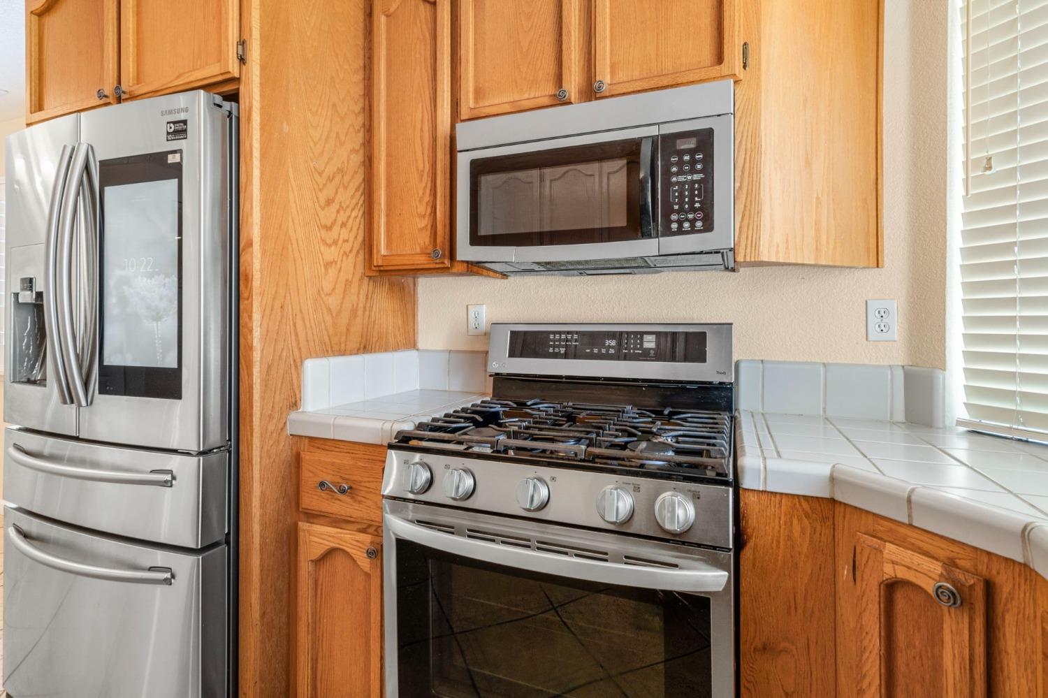 Detail Gallery Image 20 of 45 For 775 Vivian Dr, Livermore,  CA 94550 - 4 Beds | 3 Baths