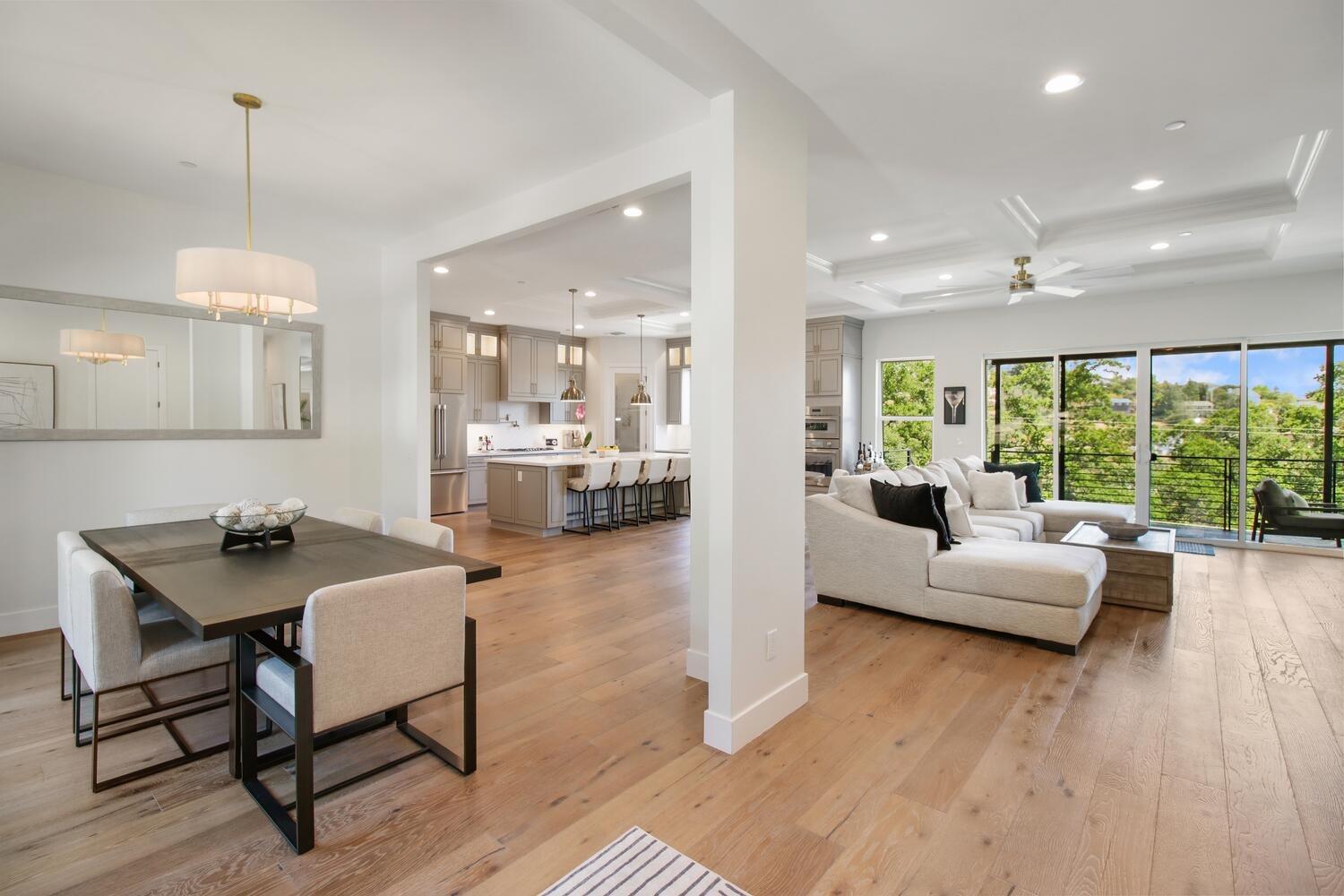 Detail Gallery Image 4 of 73 For 3130 Oakwood Rd, Cameron Park,  CA 95682 - 4 Beds | 4 Baths