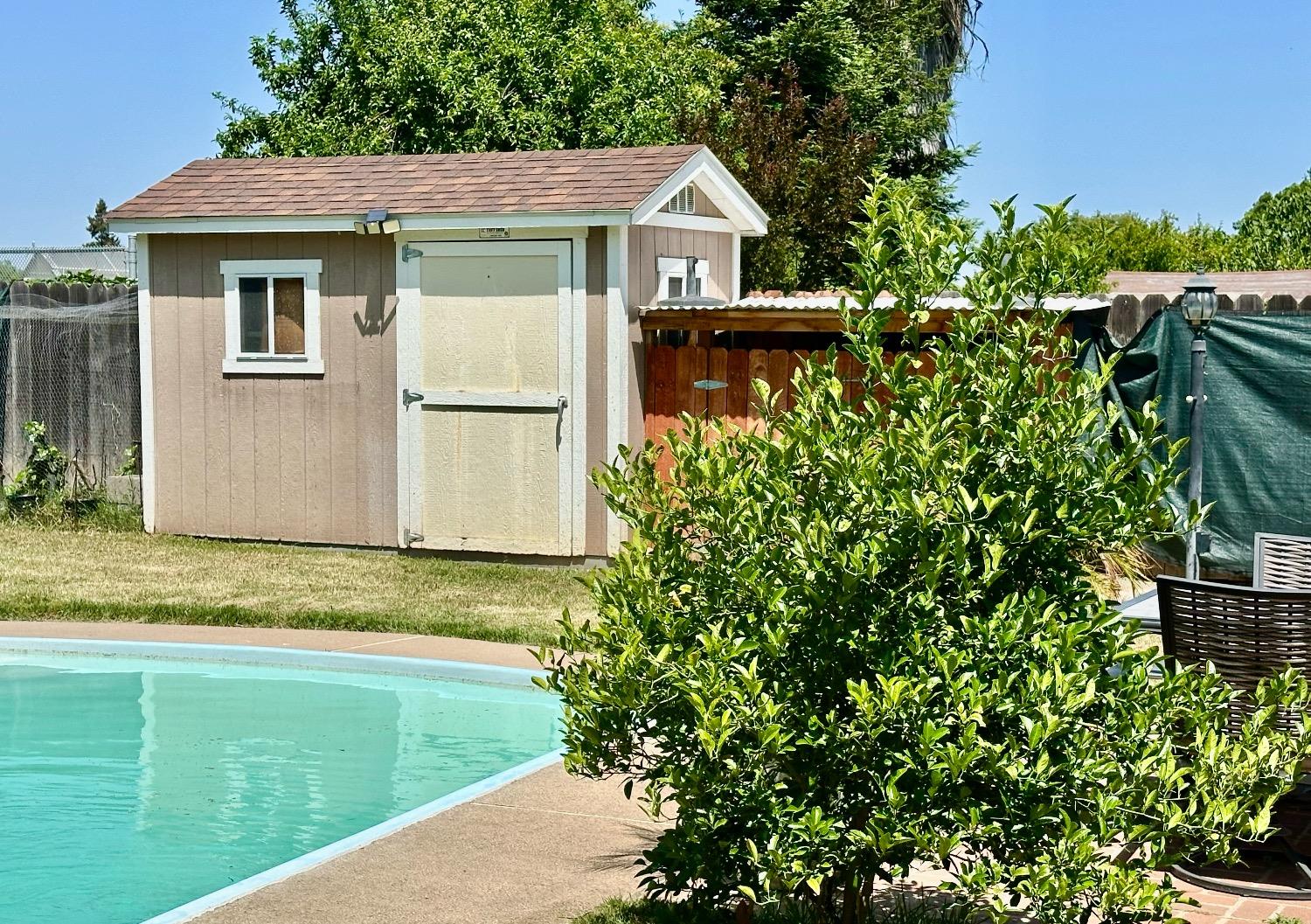 Detail Gallery Image 22 of 24 For 1833 Reisling Dr, Lodi,  CA 95240 - 4 Beds | 2 Baths