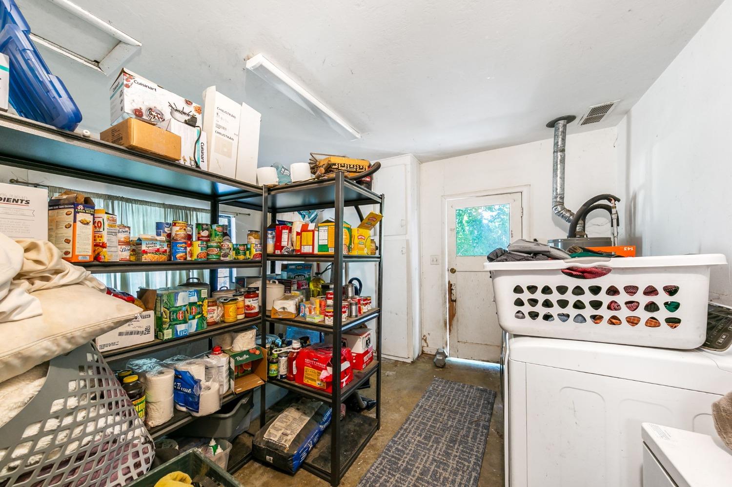 Detail Gallery Image 27 of 58 For 26 Oak Ave, Woodland,  CA 95695 - 4 Beds | 4 Baths
