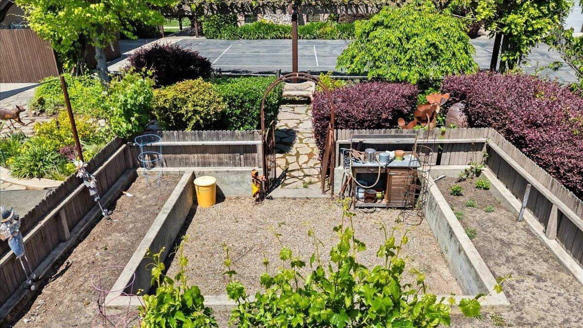 Detail Gallery Image 70 of 95 For 18879 Hidden Lakes Ln, Acampo,  CA 95220 - 3 Beds | 3/2 Baths