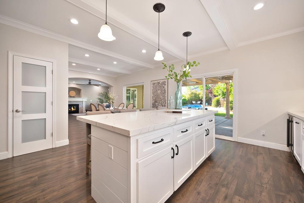 Detail Gallery Image 15 of 63 For 2725 Henri Ct, Davis,  CA 95618 - 5 Beds | 2/1 Baths