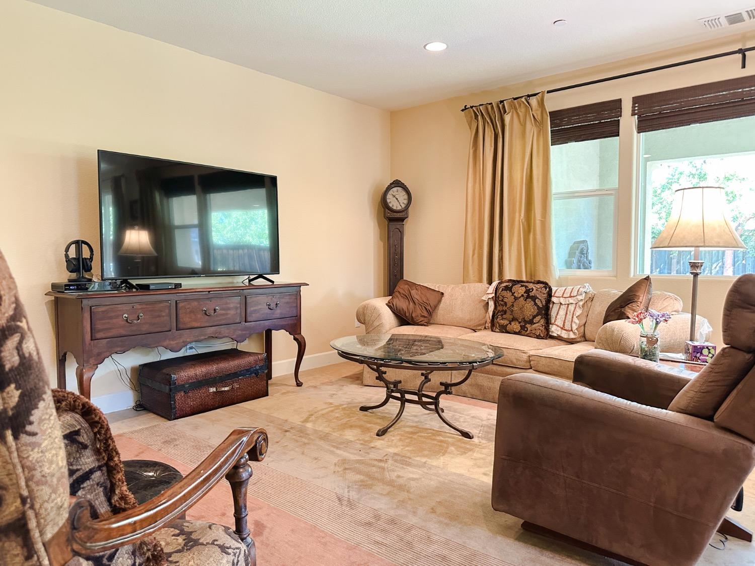 Detail Gallery Image 16 of 46 For 629 Ray Ct, Brentwood,  CA 94513 - 4 Beds | 3 Baths