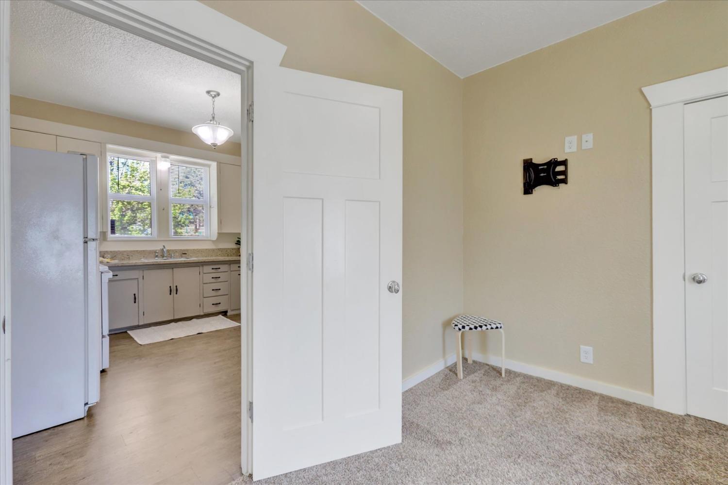 Detail Gallery Image 27 of 81 For 147 South Auburn St, Grass Valley,  CA 95945 - – Beds | – Baths