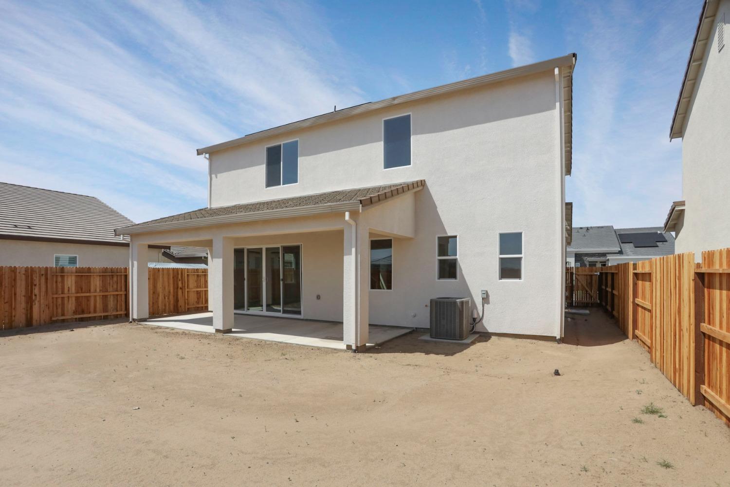 Paramount Lane, Manteca, California image 31