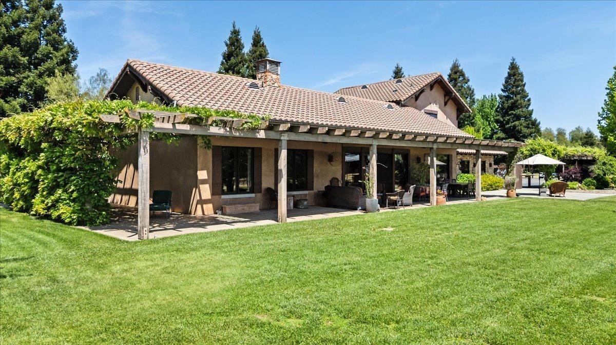 Detail Gallery Image 41 of 95 For 18879 Hidden Lakes Ln, Acampo,  CA 95220 - 3 Beds | 3/2 Baths