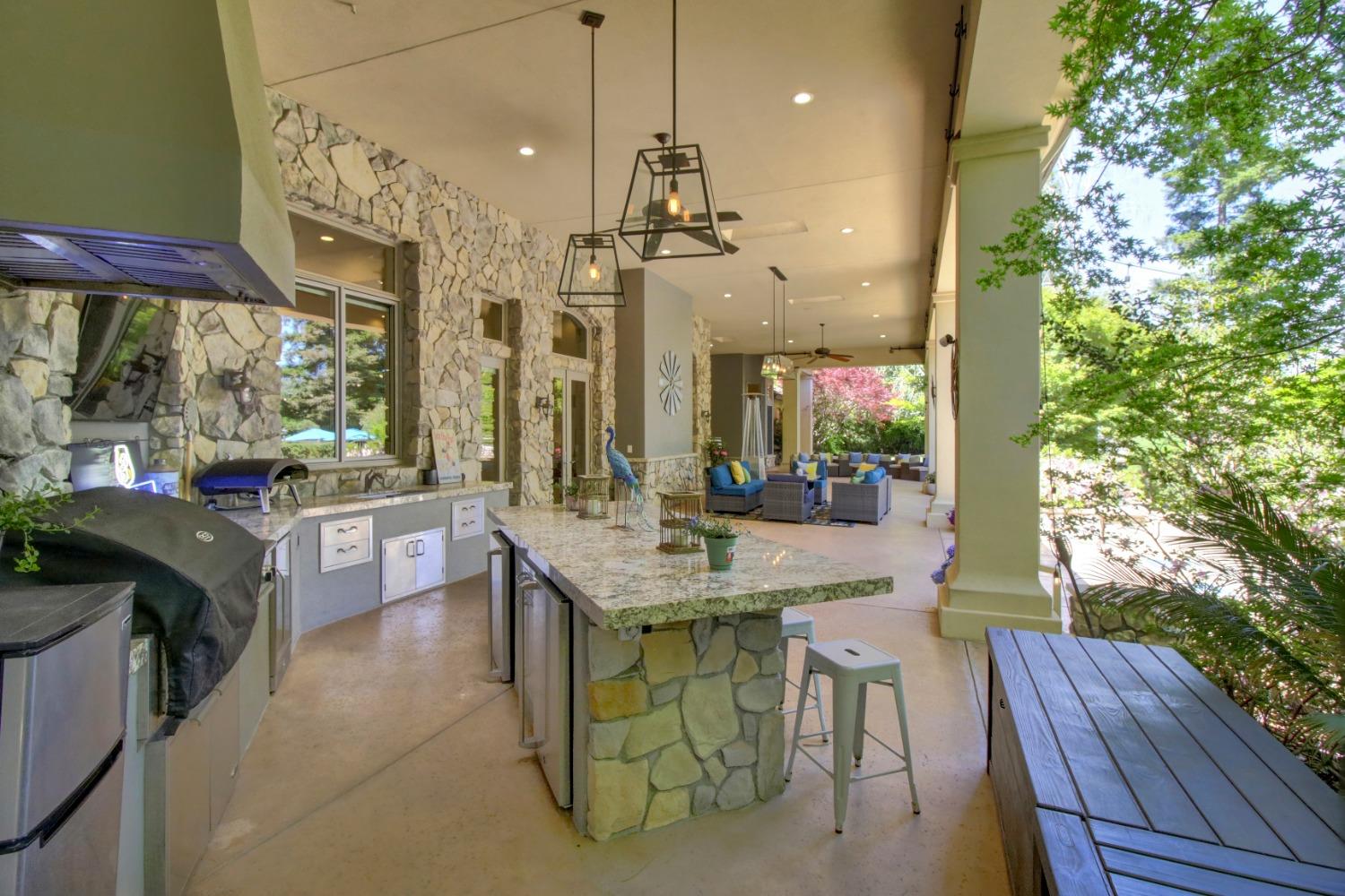 Detail Gallery Image 65 of 81 For 5011 Jardin Ln, Carmichael,  CA 95608 - 4 Beds | 4 Baths