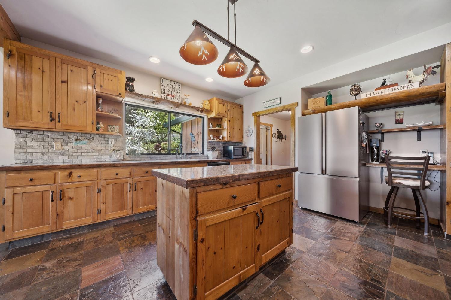 Detail Gallery Image 43 of 83 For 25624 Sherwood Dr, Pioneer,  CA 95666 - 3 Beds | 3 Baths