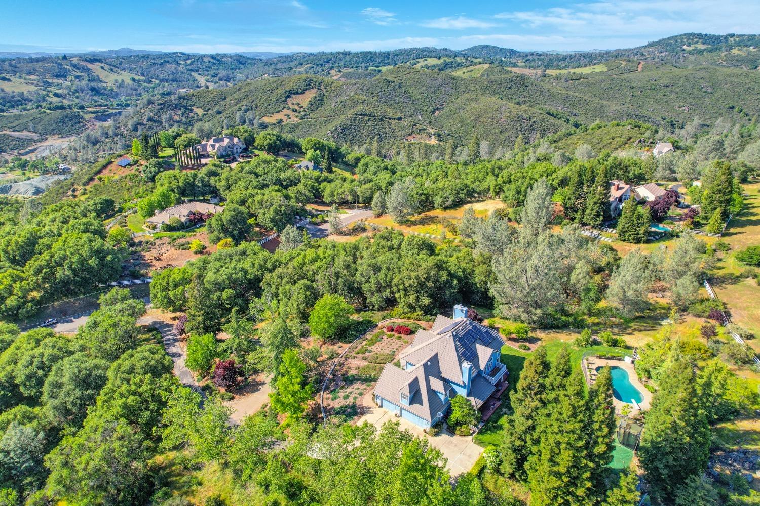Detail Gallery Image 73 of 81 For 2601 Roundhill Cir, Placerville,  CA 95667 - 4 Beds | 3 Baths