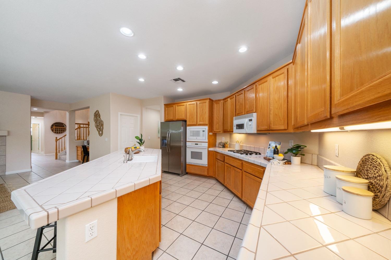Detail Gallery Image 21 of 44 For 2475 Minden Ct, Sacramento,  CA 95835 - 4 Beds | 2/1 Baths