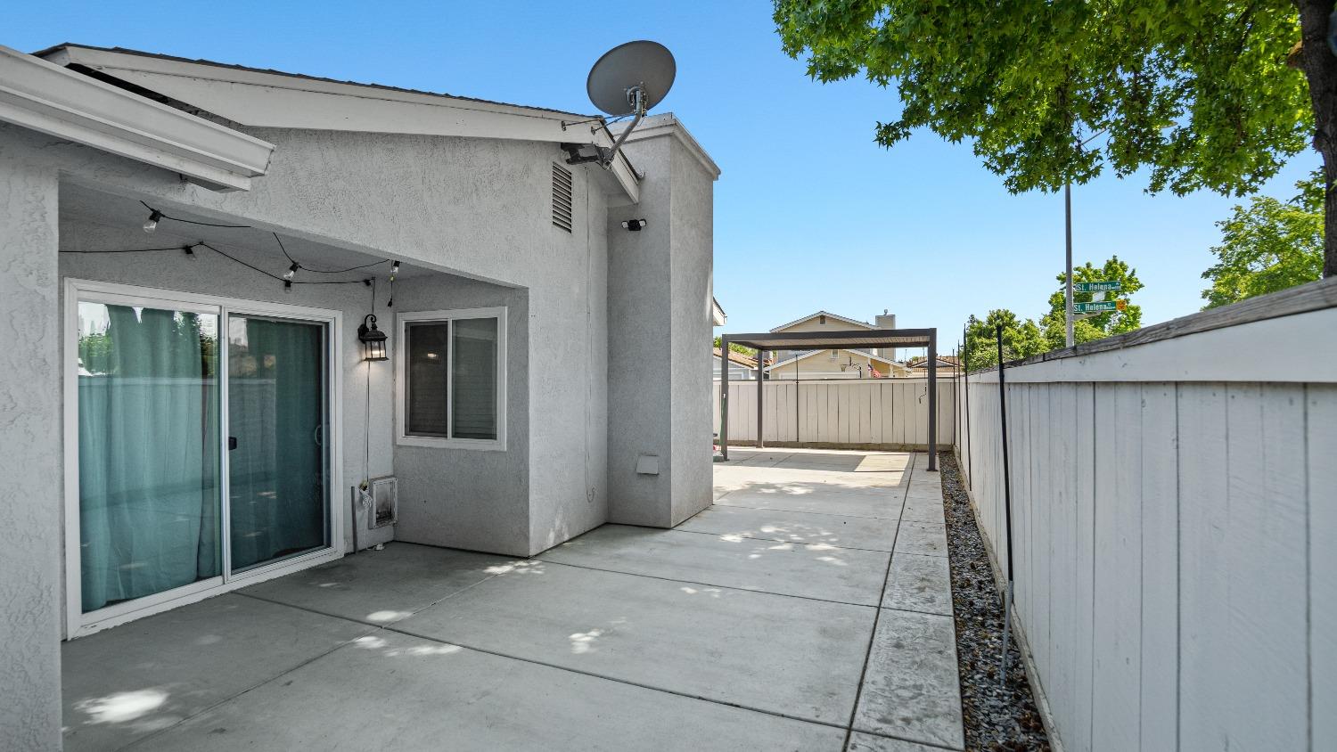 Detail Gallery Image 18 of 52 For 813 St Helena Pl, Modesto,  CA 95356 - 2 Beds | 2 Baths