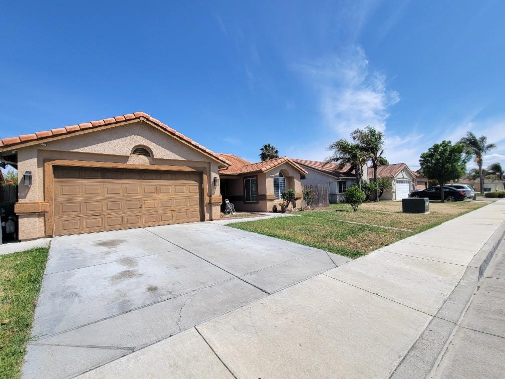Detail Gallery Image 2 of 31 For 628 Vintner St, Los Banos,  CA 93635 - 3 Beds | 2 Baths