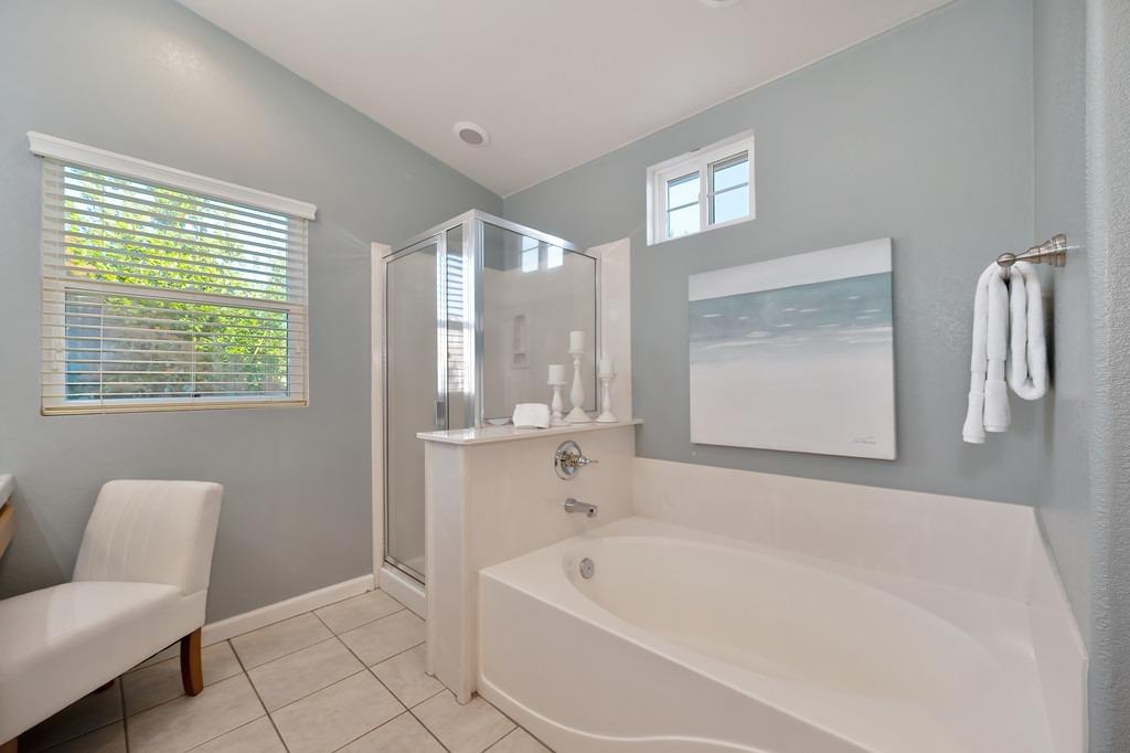 Detail Gallery Image 44 of 63 For 2725 Henri Ct, Davis,  CA 95618 - 5 Beds | 2/1 Baths