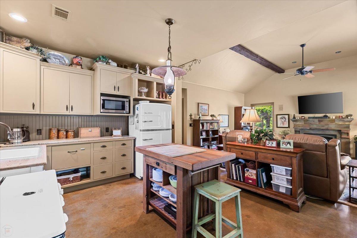 Detail Gallery Image 53 of 95 For 18879 Hidden Lakes Ln, Acampo,  CA 95220 - 3 Beds | 3/2 Baths