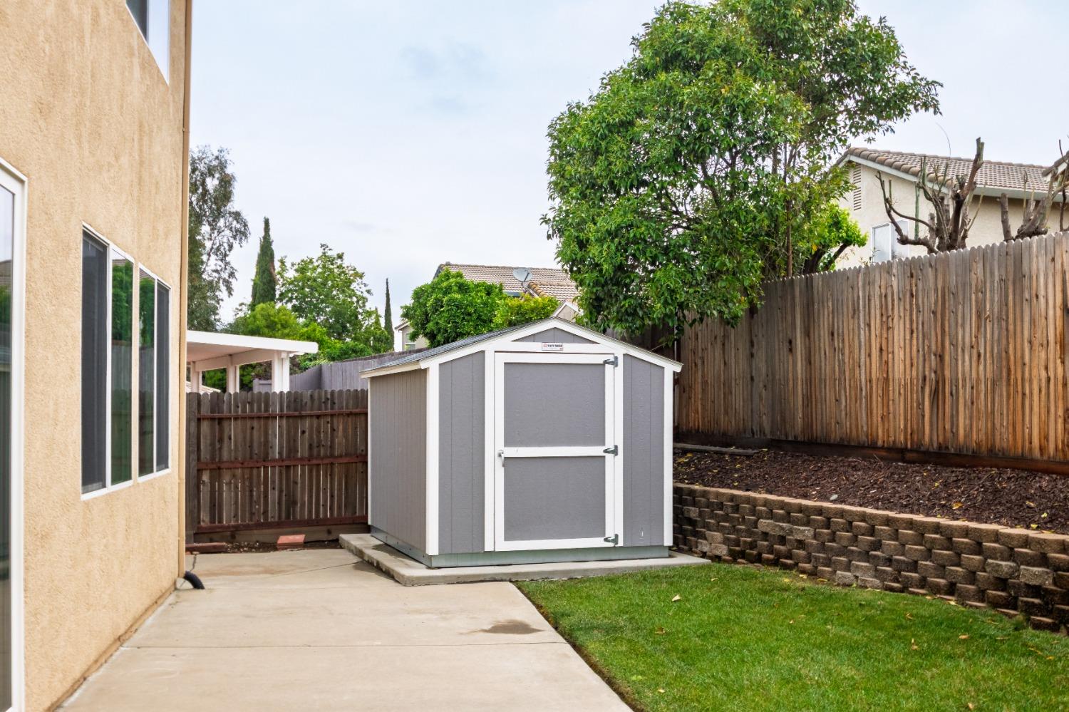 Detail Gallery Image 31 of 33 For 9090 Piazza Ct, Elk Grove,  CA 95624 - 4 Beds | 2/1 Baths