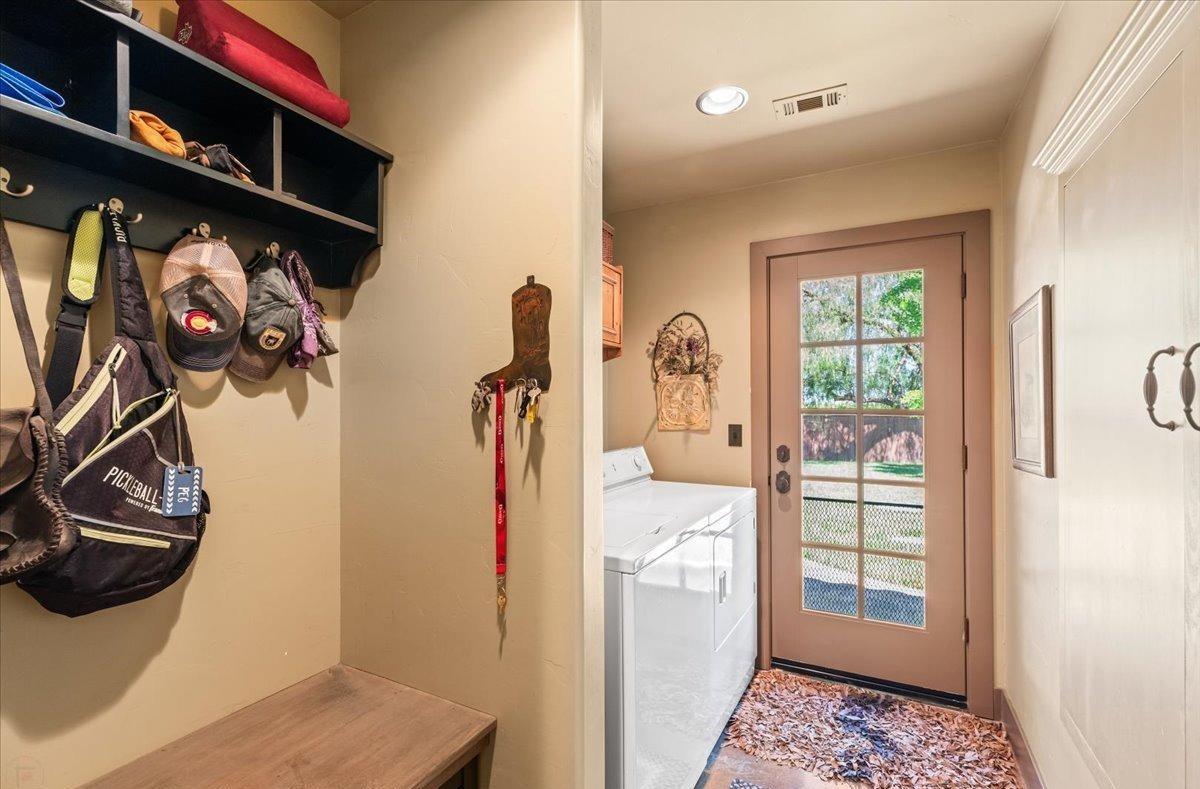 Detail Gallery Image 62 of 95 For 18879 Hidden Lakes Ln, Acampo,  CA 95220 - 3 Beds | 3/2 Baths