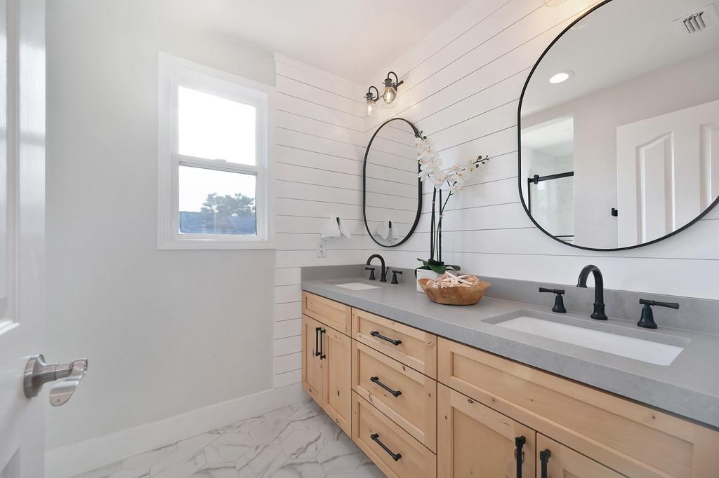 Detail Gallery Image 32 of 63 For 2725 Henri Ct, Davis,  CA 95618 - 5 Beds | 2/1 Baths