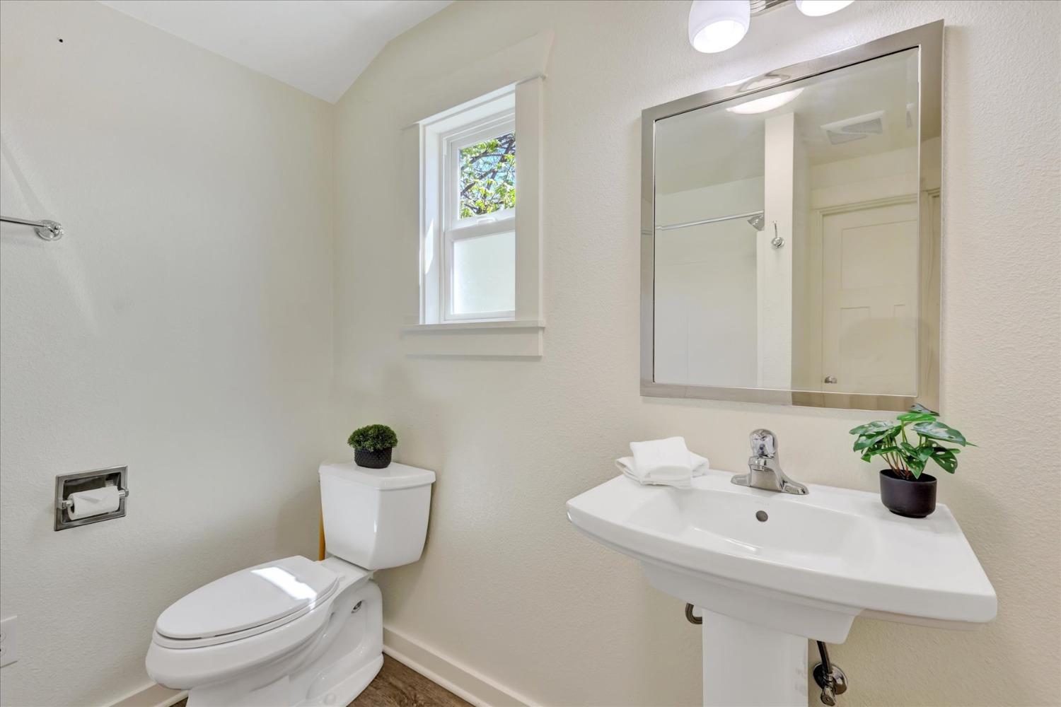 Detail Gallery Image 28 of 81 For 147 South Auburn St, Grass Valley,  CA 95945 - – Beds | – Baths
