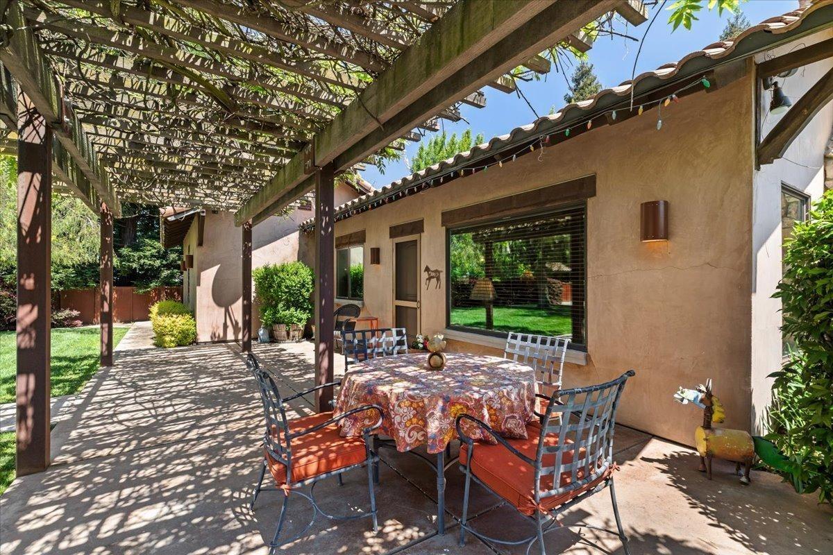 Detail Gallery Image 46 of 95 For 18879 Hidden Lakes Ln, Acampo,  CA 95220 - 3 Beds | 3/2 Baths