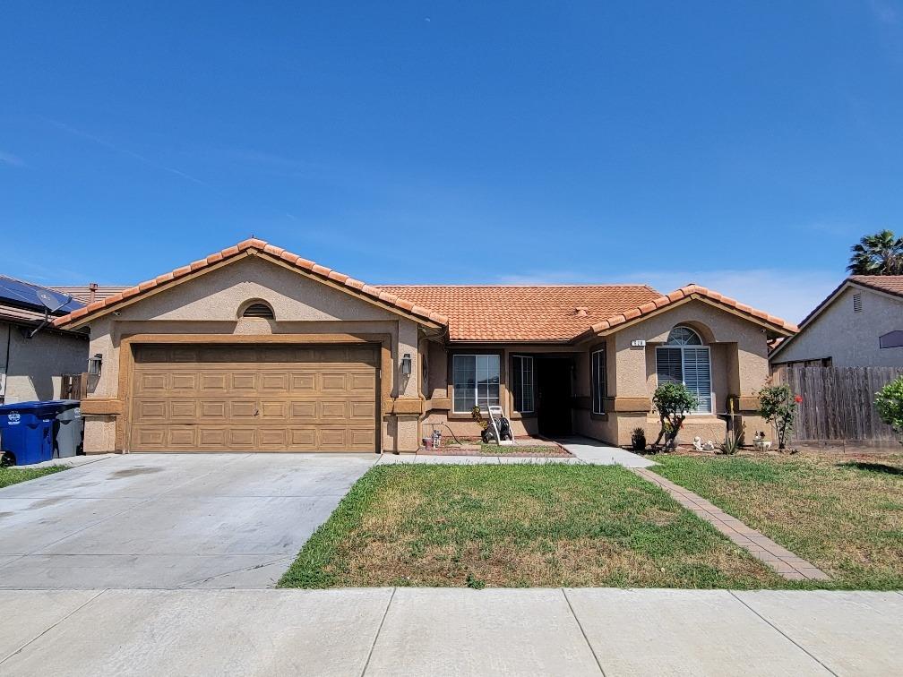 Detail Gallery Image 1 of 31 For 628 Vintner St, Los Banos,  CA 93635 - 3 Beds | 2 Baths
