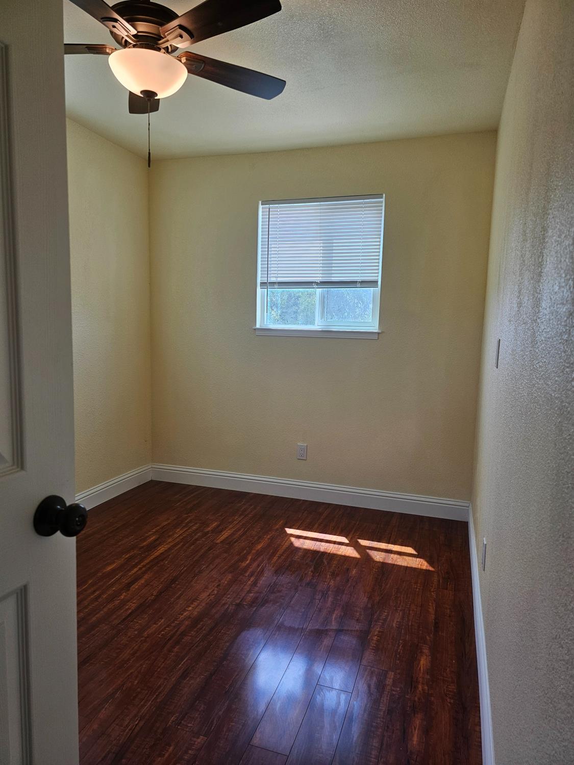 Detail Gallery Image 12 of 21 For 46 Arizona Way, Olivehurst,  CA 95961 - 3 Beds | 2 Baths