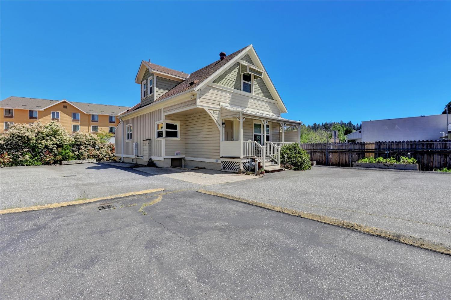 Detail Gallery Image 49 of 81 For 147 South Auburn St, Grass Valley,  CA 95945 - – Beds | – Baths