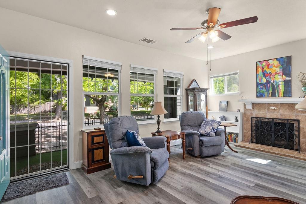 Detail Gallery Image 8 of 39 For 414 W Vine St, Stockton,  CA 95203 - 3 Beds | 2 Baths