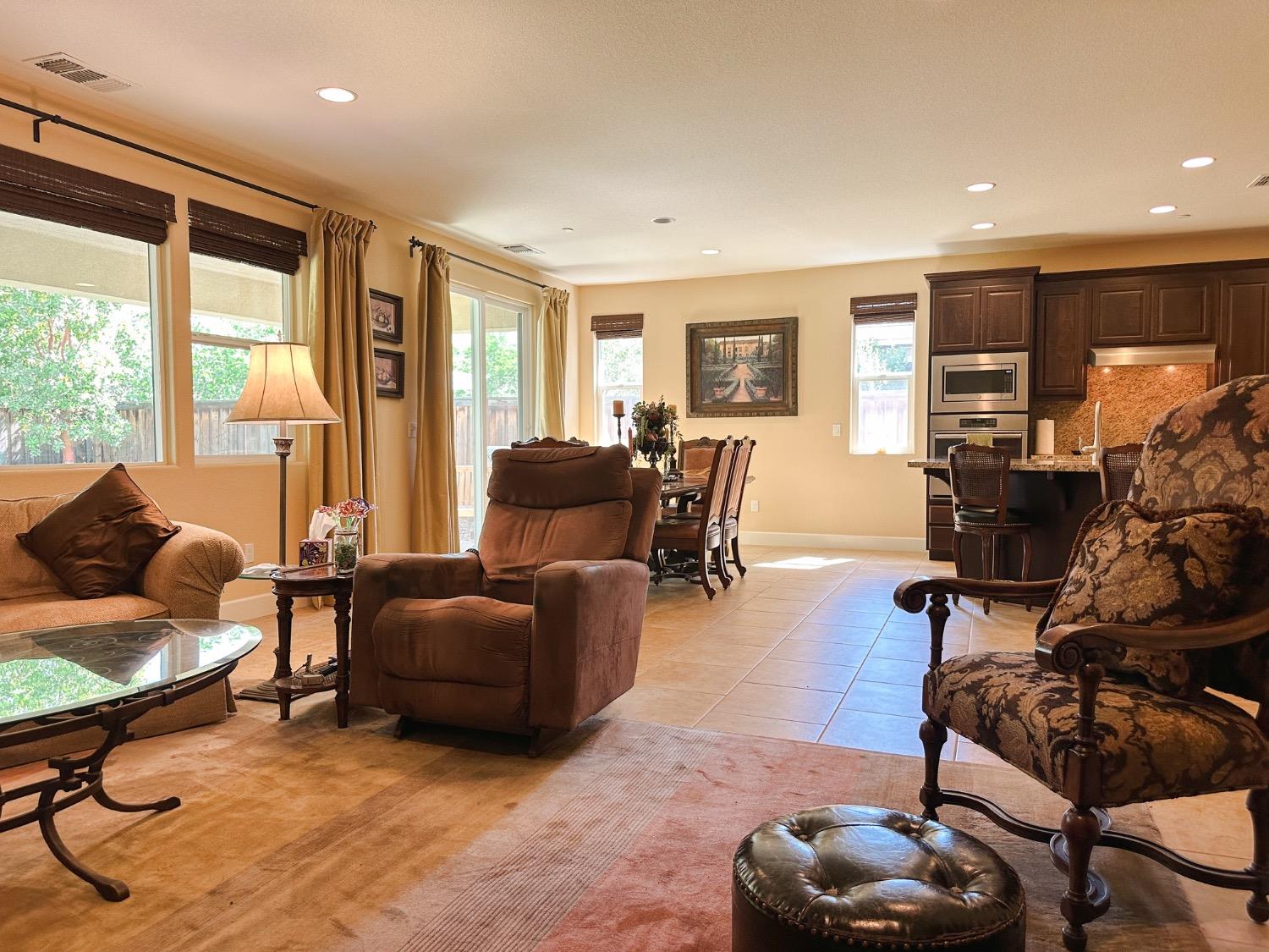 Detail Gallery Image 23 of 46 For 629 Ray Ct, Brentwood,  CA 94513 - 4 Beds | 3 Baths