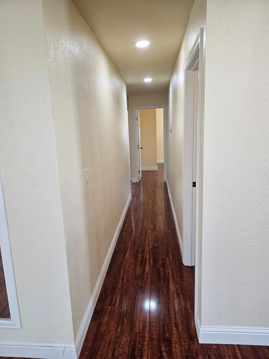 Detail Gallery Image 6 of 21 For 46 Arizona Way, Olivehurst,  CA 95961 - 3 Beds | 2 Baths