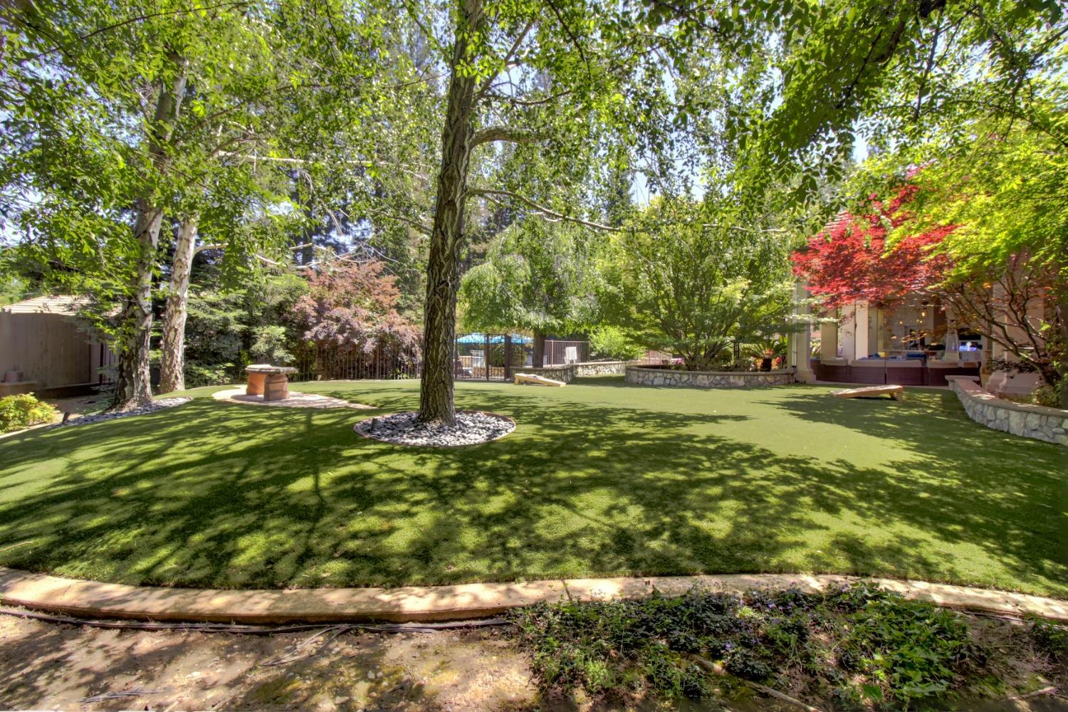 Detail Gallery Image 50 of 81 For 5011 Jardin Ln, Carmichael,  CA 95608 - 4 Beds | 4 Baths