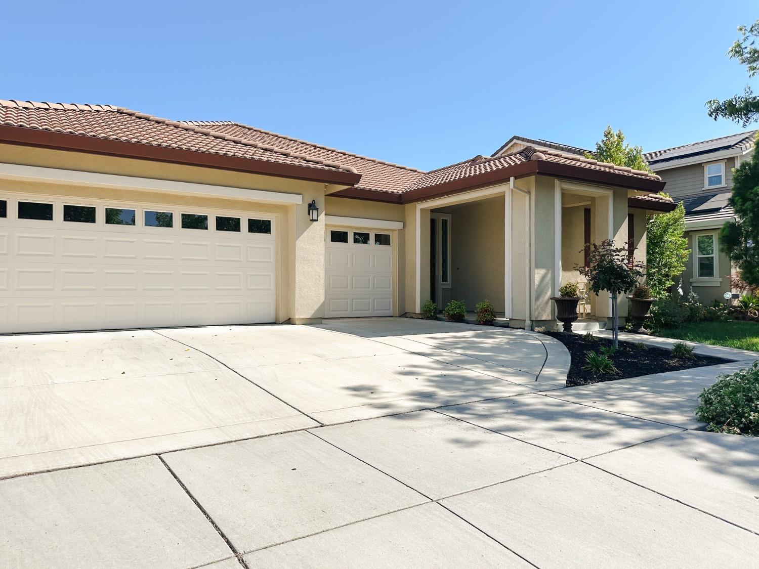 Detail Gallery Image 2 of 46 For 629 Ray Ct, Brentwood,  CA 94513 - 4 Beds | 3 Baths