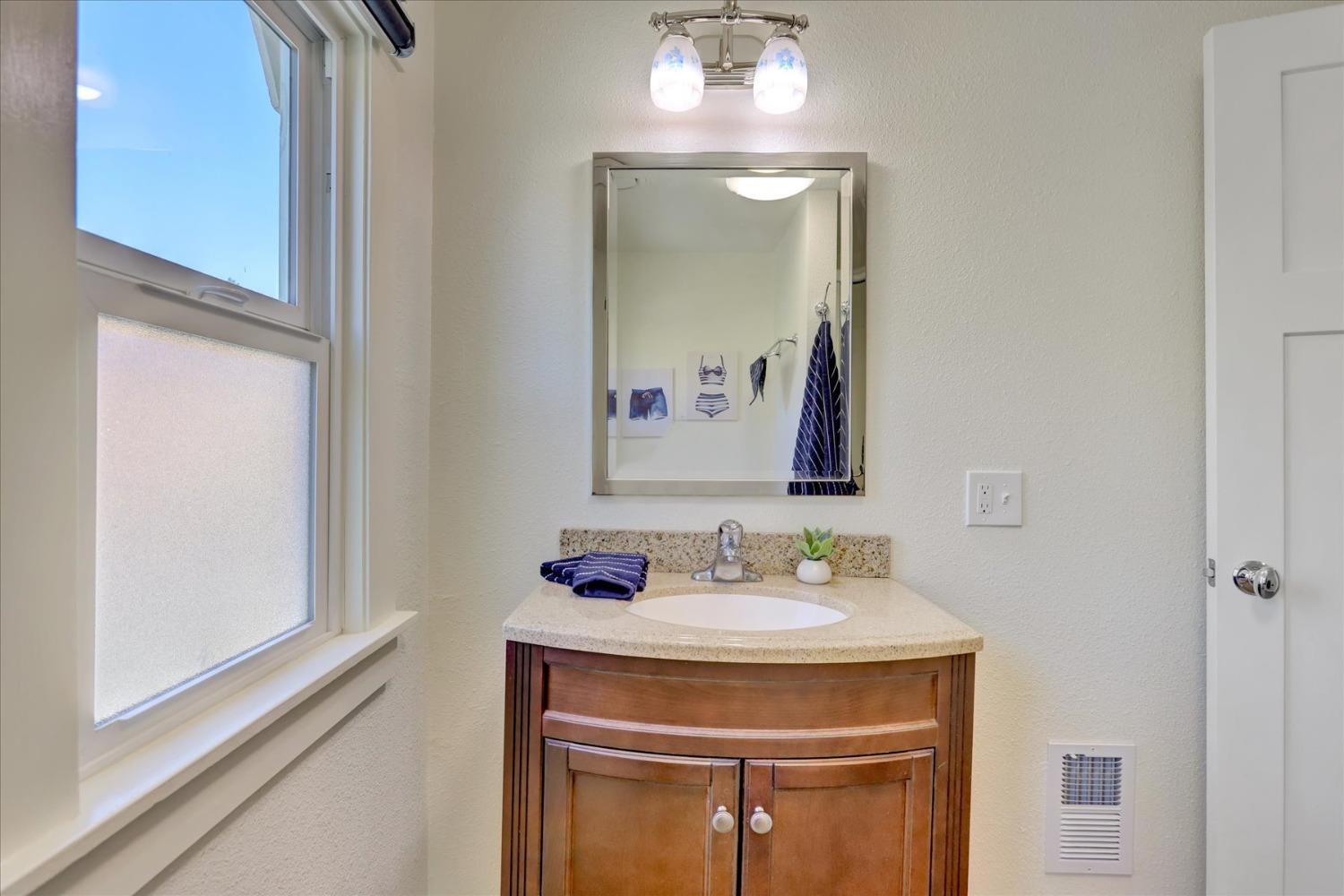 Detail Gallery Image 39 of 81 For 147 South Auburn St, Grass Valley,  CA 95945 - – Beds | – Baths