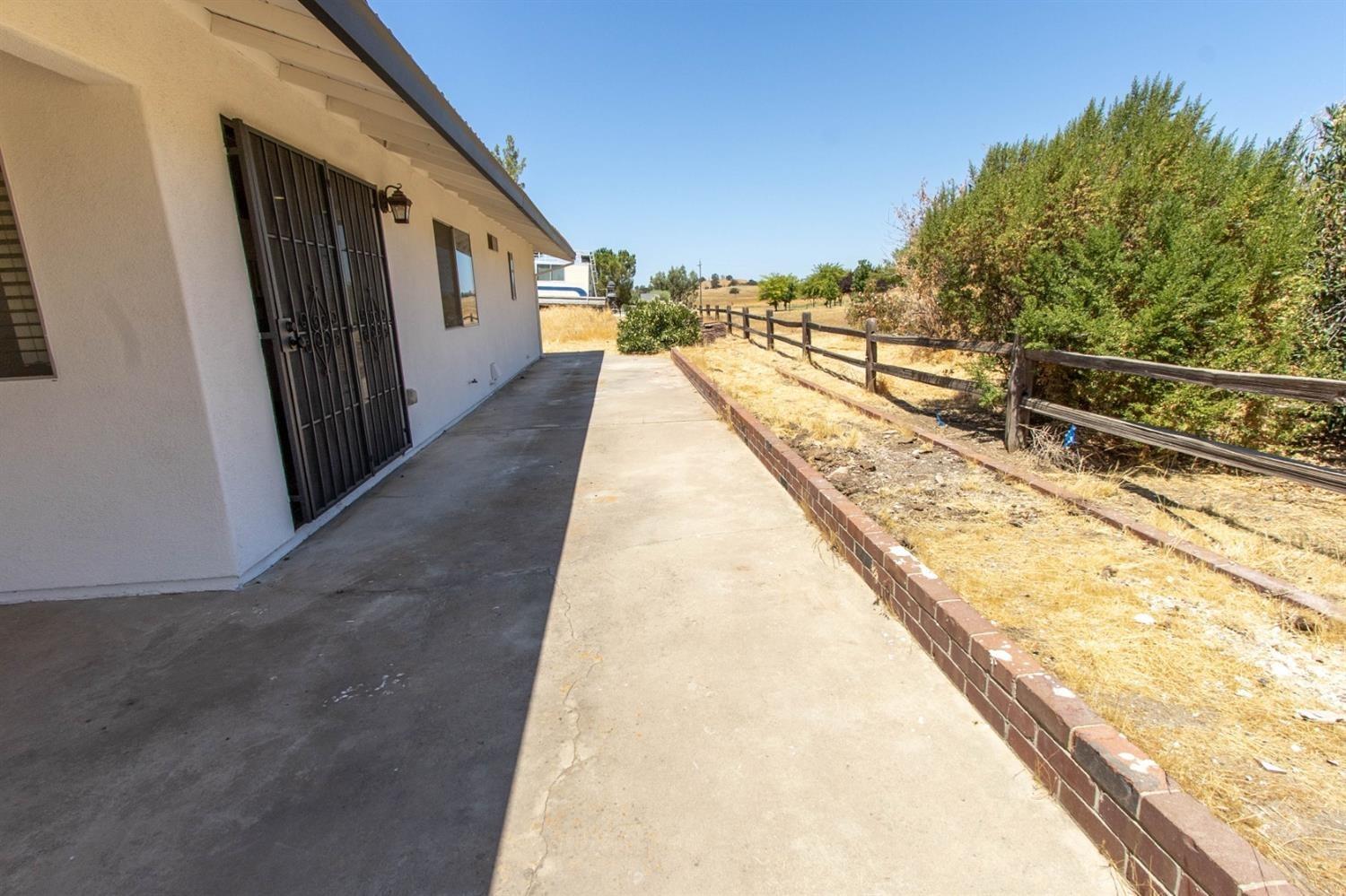 Golfito Way, La Grange, California image 27
