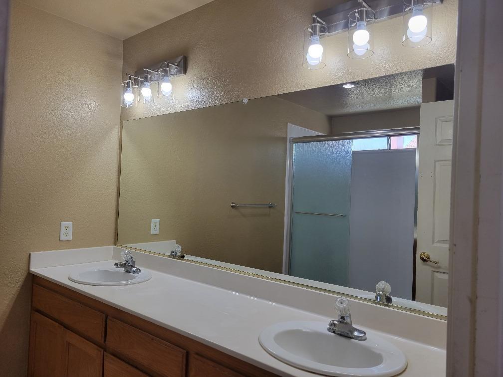 Detail Gallery Image 18 of 31 For 628 Vintner St, Los Banos,  CA 93635 - 3 Beds | 2 Baths