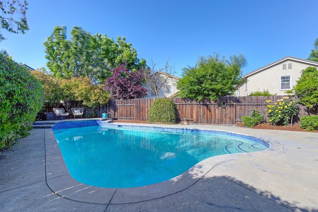 Detail Gallery Image 51 of 63 For 2725 Henri Ct, Davis,  CA 95618 - 5 Beds | 2/1 Baths