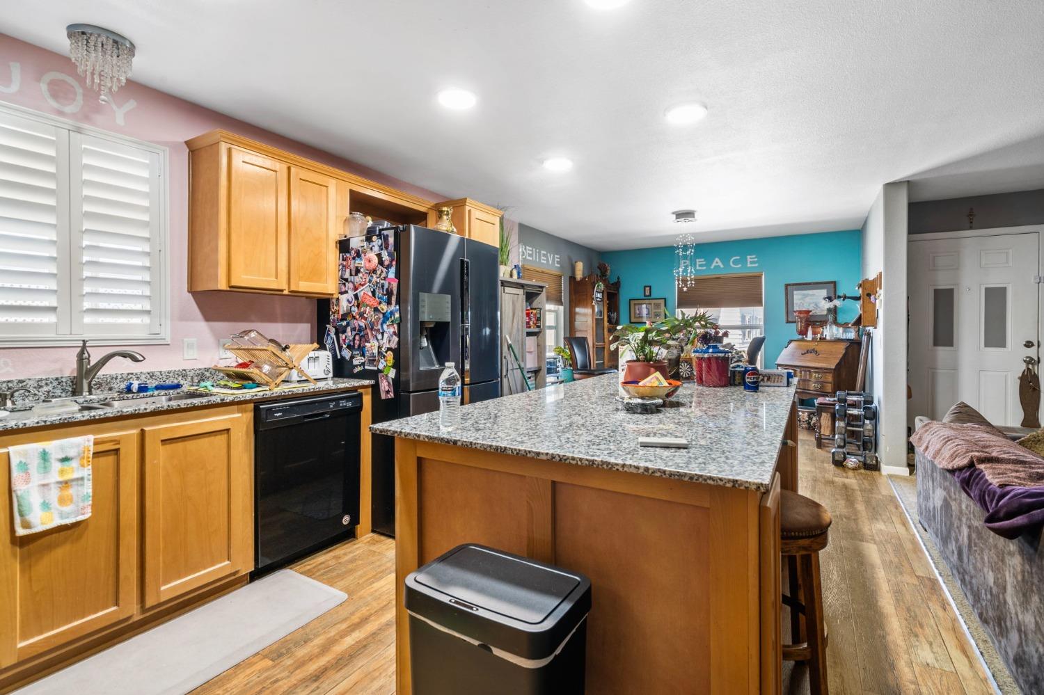 Detail Gallery Image 13 of 26 For 8600 West Lane 172, Stockton,  CA 95210 - 3 Beds | 2 Baths
