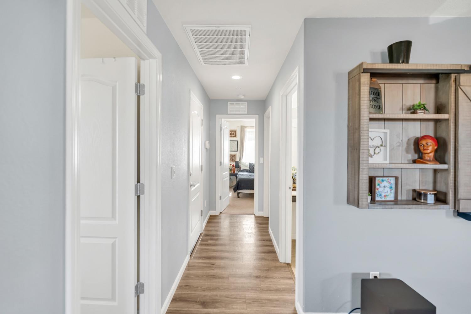 Detail Gallery Image 22 of 42 For 1096 Sierra Bluff St, Plumas Lake,  CA 95961 - 3 Beds | 2 Baths