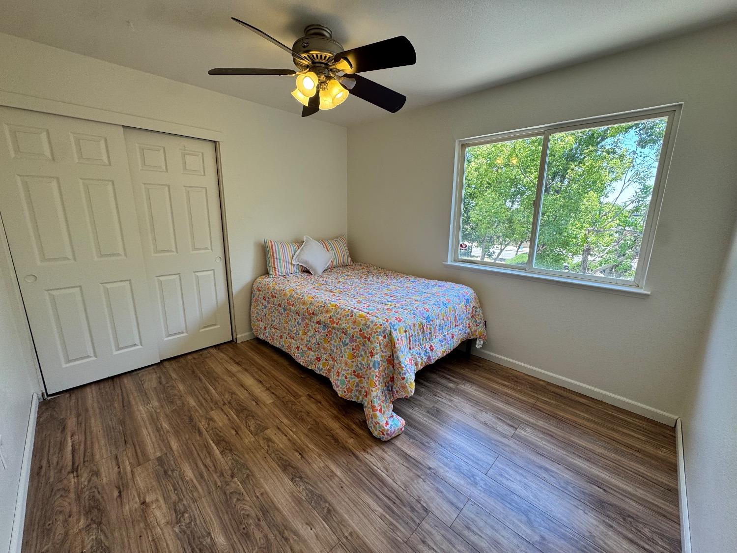Detail Gallery Image 8 of 15 For 1566 Autumn Valley Way, Brentwood,  CA 94513 - 5 Beds | 3 Baths