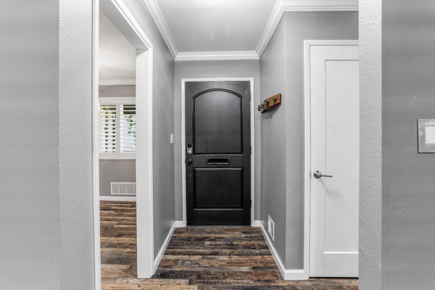 Detail Gallery Image 6 of 34 For 1304 Nelda Way, Modesto,  CA 95355 - 3 Beds | 2 Baths