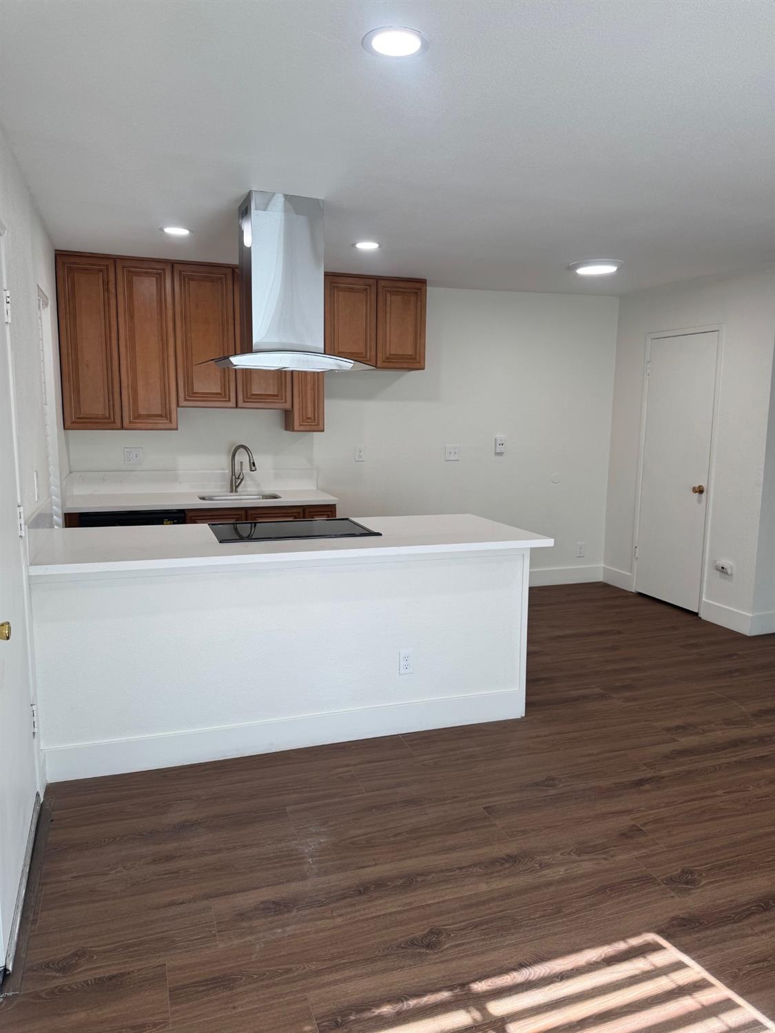 Detail Gallery Image 2 of 7 For 6724 Plymouth Rd #50,  Stockton,  CA 95207 - 1 Beds | 1 Baths
