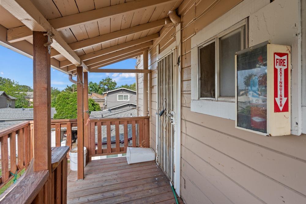 Detail Gallery Image 4 of 33 For 322 E Pine St, Lodi,  CA 95240 - – Beds | – Baths